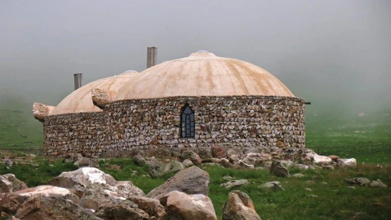 Dorna Ecolodge Meshkin Shahr 8